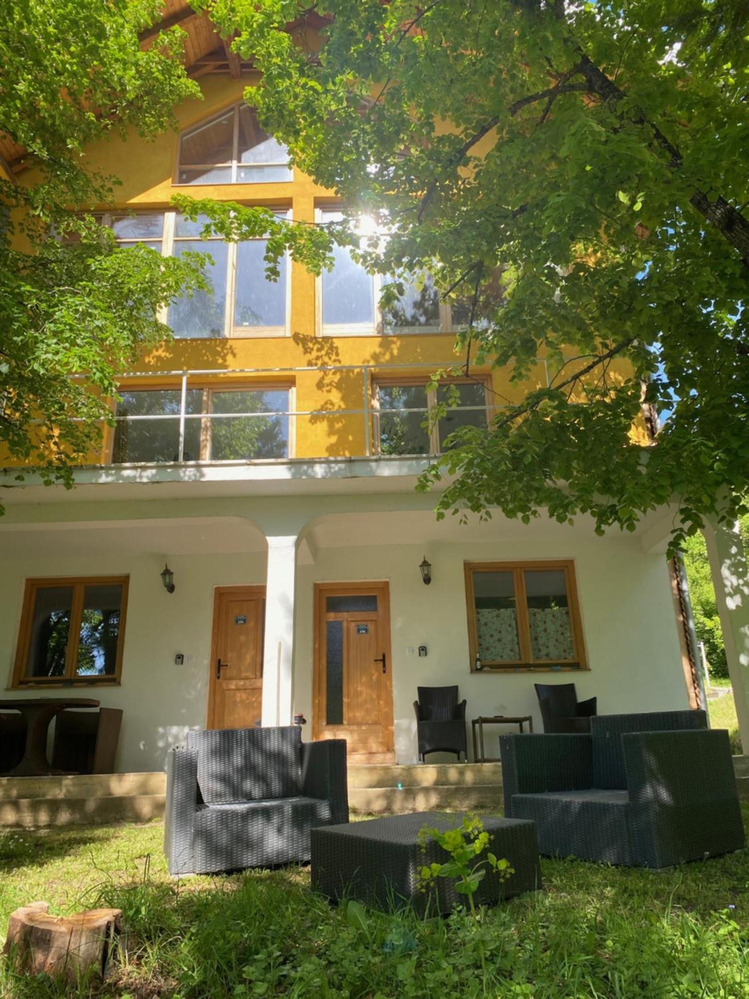 Atlantis Home Kulen Vakuf Exterior foto